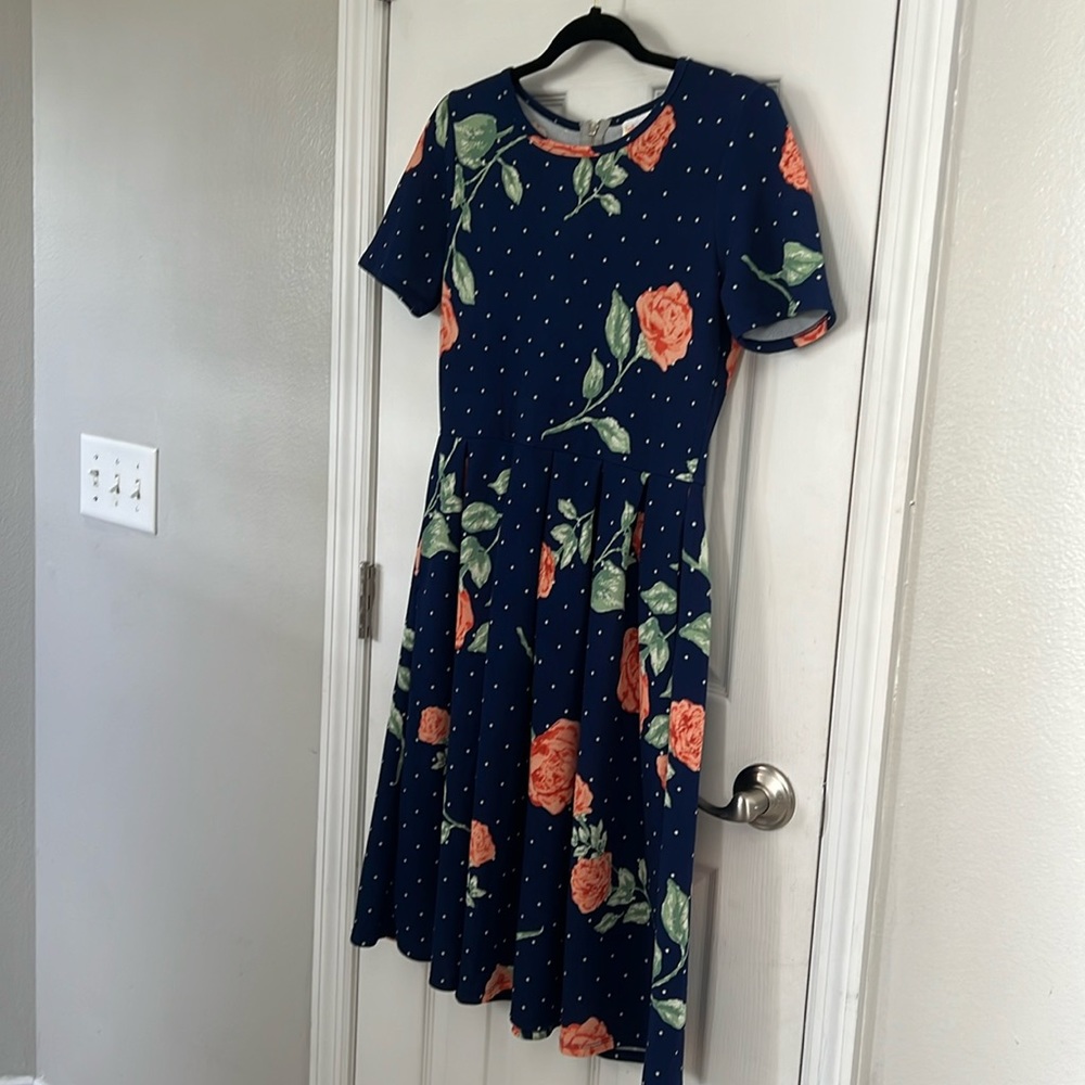 LuLaRoe Amelia dress.